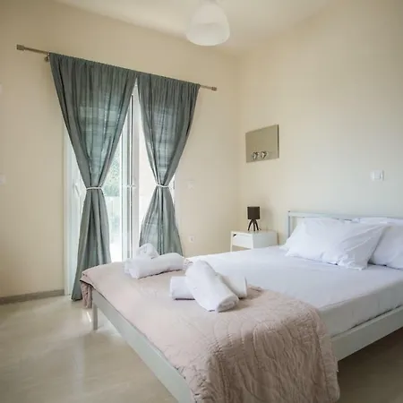 Hill House Вилла *